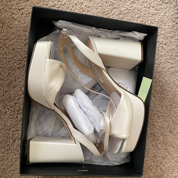 nina “stacie” block heel ivory satin platform - Picture 4 of 10
